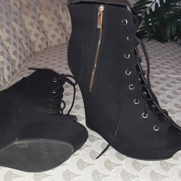 Wedges - Picture 3 of 3